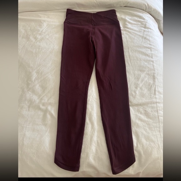 Athleta - ELATION ULTRA HIGH RISE RIBBED 7/8 LEGGING - Picture 5 of 6